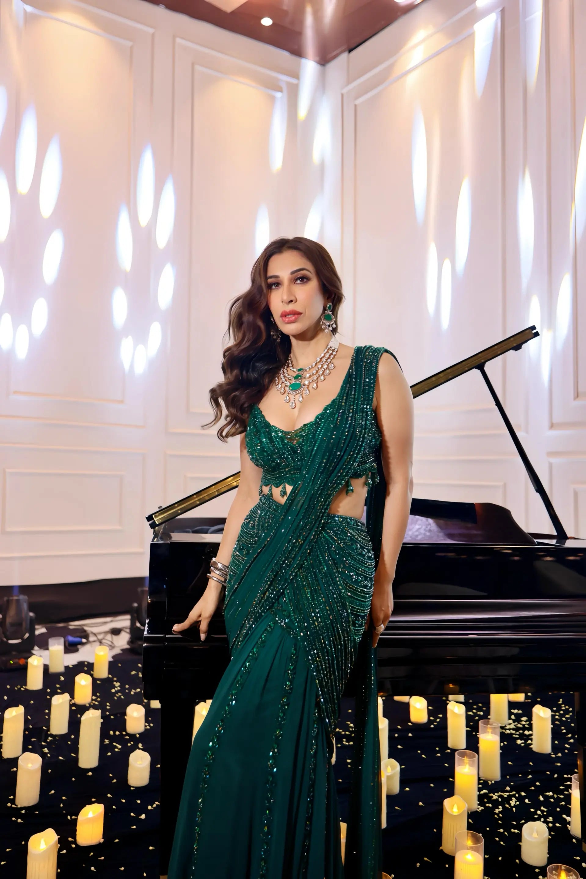 SOPHIE CHOUDRY IN EVORIA SARI